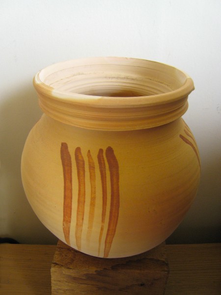 http://www.poteriedesgrandsbois.com/files/gimgs/th-32_COQ012-01-poterie-médiéval-des grands bois-pots à cuire.jpg